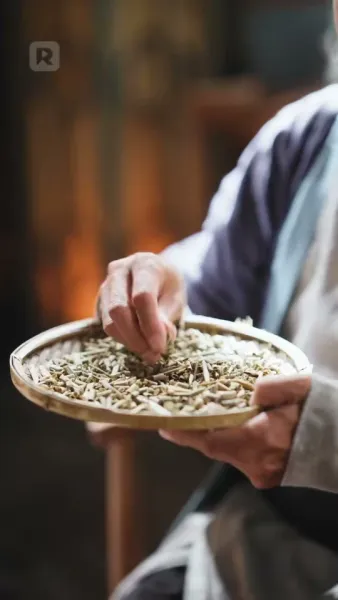 บุปผาบนอาชาศึก