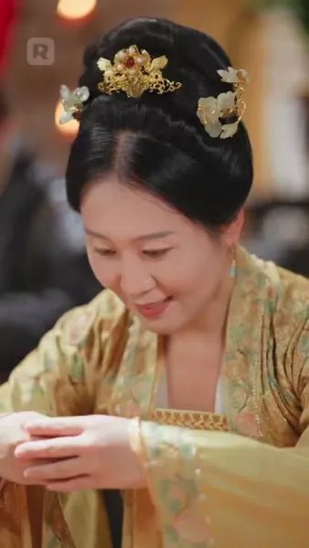 บุปผาบนอาชาศึก