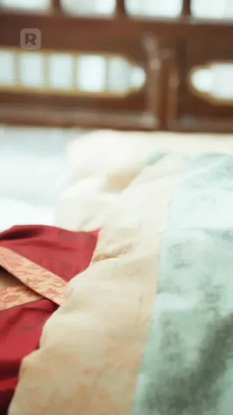 บุปผาบนอาชาศึก