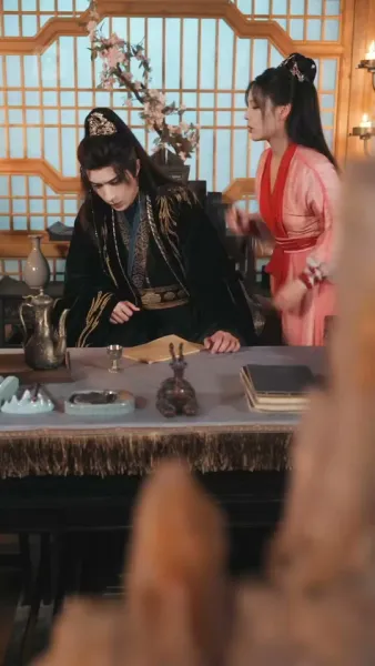 บุปผาบนอาชาศึก