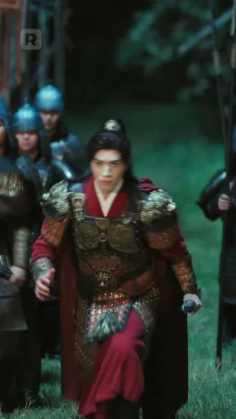 บุปผาบนอาชาศึก