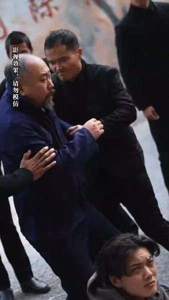 พลาดดวงดาวทั้งจักรวาล