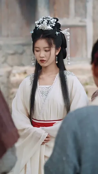 หงส์ลิขิตรักข้ามแดน