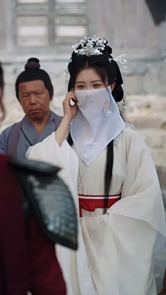 หงส์ลิขิตรักข้ามแดน