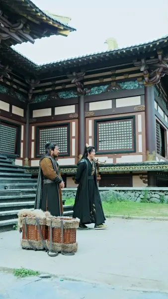 หงส์ลิขิตรักข้ามแดน