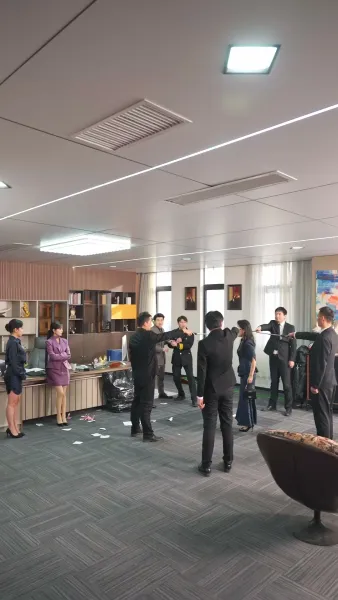 อย่าท้าทาย ทายาทสาว