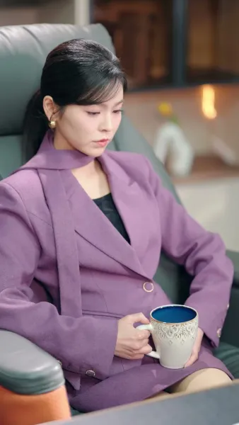 อย่าท้าทาย ทายาทสาว