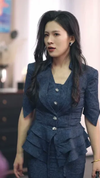 อย่าท้าทาย ทายาทสาว