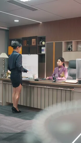 อย่าท้าทาย ทายาทสาว