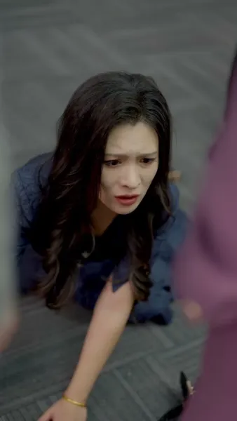 อย่าท้าทาย ทายาทสาว