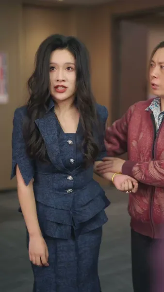 อย่าท้าทาย ทายาทสาว