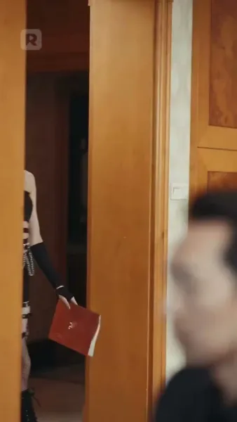 มหาเศรษฐีในร่างช่างก่อสร้าง