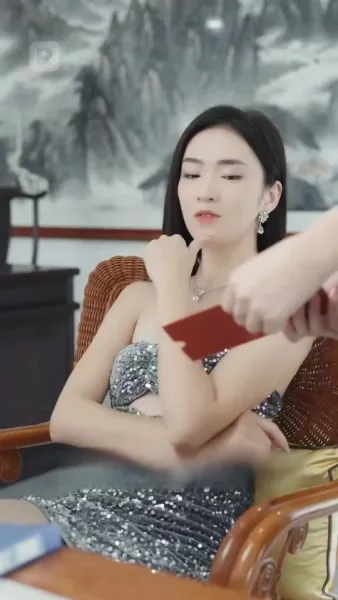 มหาเศรษฐีในร่างช่างก่อสร้าง