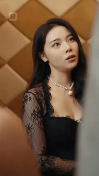 มหาเศรษฐีในร่างช่างก่อสร้าง