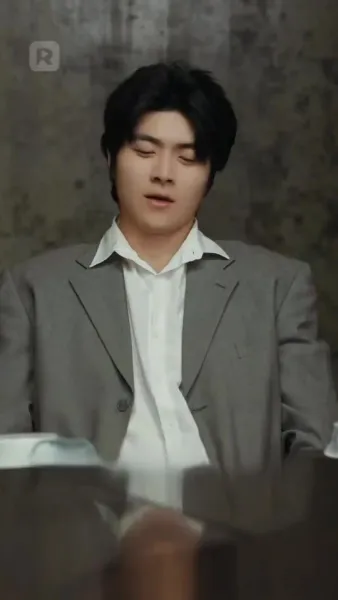 มหาเศรษฐีในร่างช่างก่อสร้าง