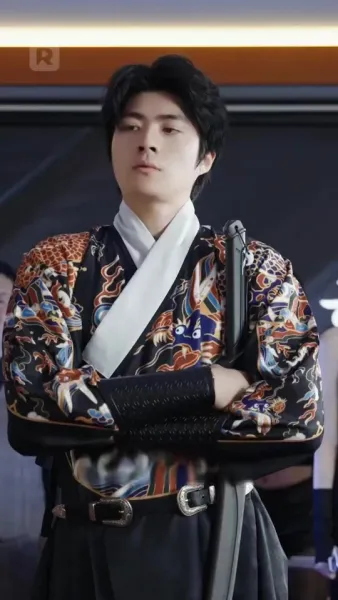 มหาเศรษฐีในร่างช่างก่อสร้าง