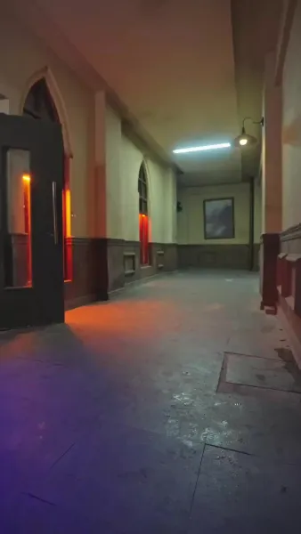 หนีตายกับบอสสาวสวย