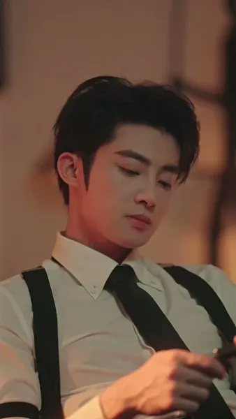 เงารักใต้ปีกหงส์