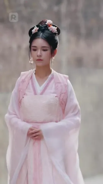 ตื่น มา อีก ที ก็ เป็น เจ้าสาว อวบ ของ พลทหาร