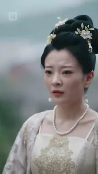 ตื่น มา อีก ที ก็ เป็น เจ้าสาว อวบ ของ พลทหาร