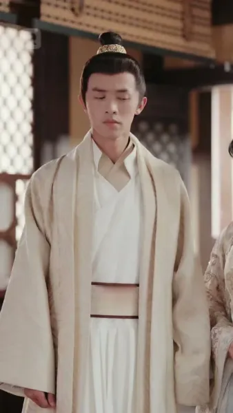 ตื่น มา อีก ที ก็ เป็น เจ้าสาว อวบ ของ พลทหาร