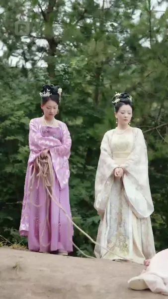 ตื่น มา อีก ที ก็ เป็น เจ้าสาว อวบ ของ พลทหาร