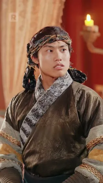 ตื่น มา อีก ที ก็ เป็น เจ้าสาว อวบ ของ พลทหาร