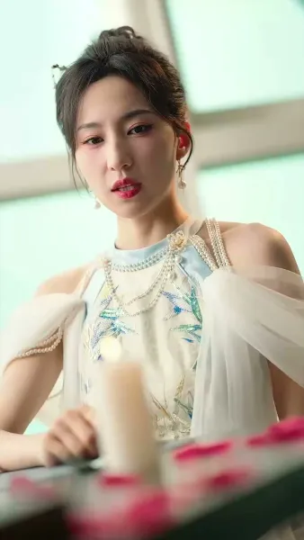 ข้ามกาลเวลามาคว้าพู่กัน