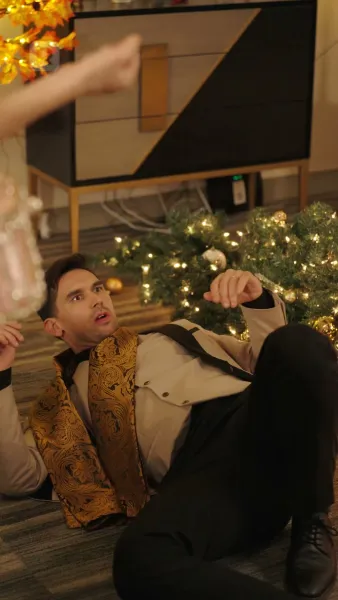 ซีอีโอลับหมื่นล้านหวนเยือนคริสต์มาส