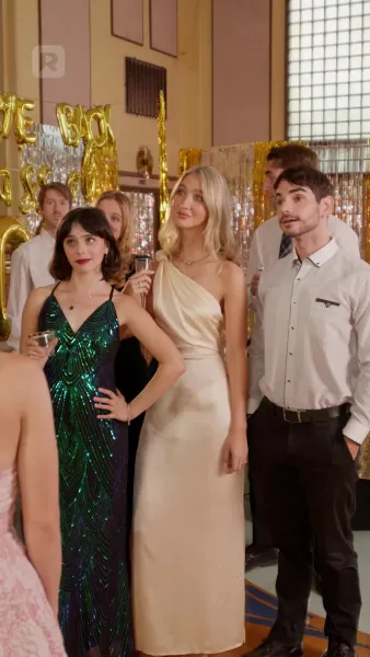 โชคชะตาพาเรามาเจอกันอีกครั้ง