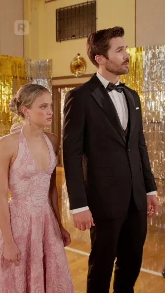 โชคชะตาพาเรามาเจอกันอีกครั้ง