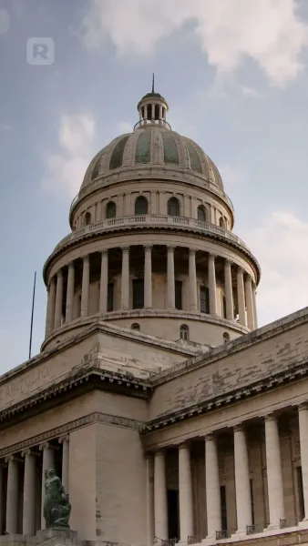 โชคชะตาพาเรามาเจอกันอีกครั้ง