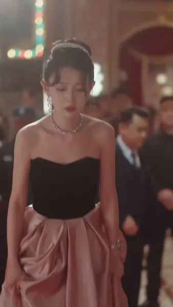 กุหลาบที่ร่วงหล่น