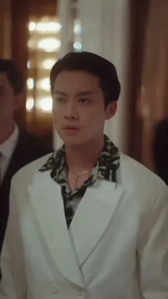 กุหลาบที่ร่วงหล่น