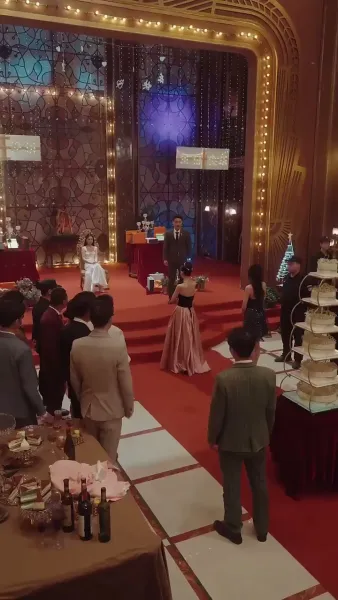 กุหลาบที่ร่วงหล่น