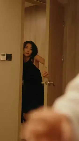 ภรรยาทิ้งแล้วกลับมาแก้แค้น