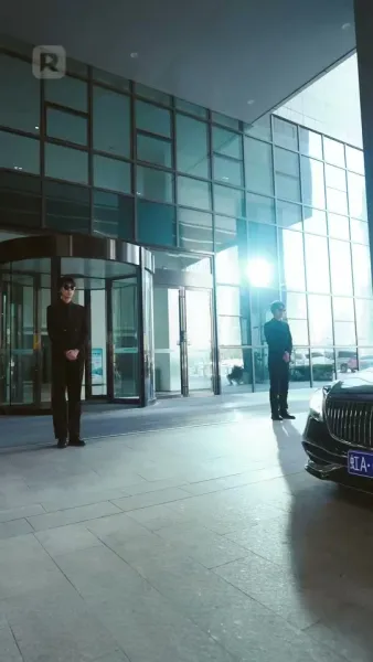 ที่แท้ ภรรยาของคุณคือยักษ์ใหญ่