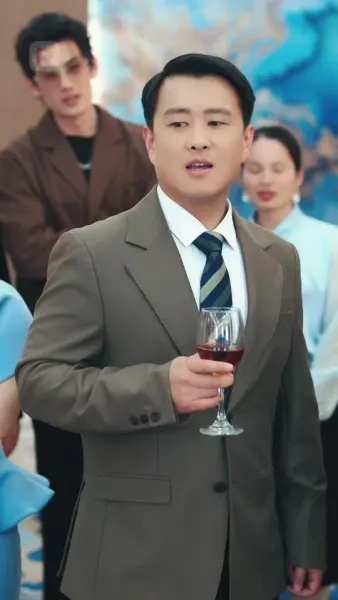 ที่แท้ ภรรยาของคุณคือยักษ์ใหญ่