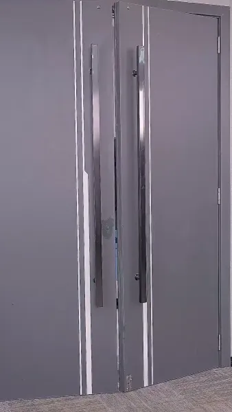 คุณพ่อยอดชายใจนักสู้