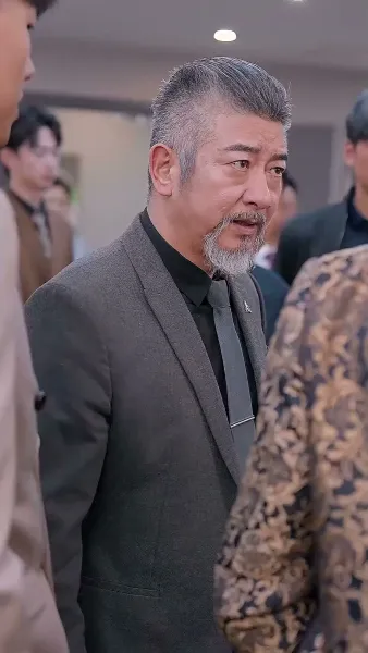 คุณพ่อยอดชายใจนักสู้