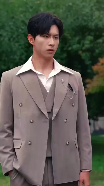 บทใหม่ที่โบกมือลา