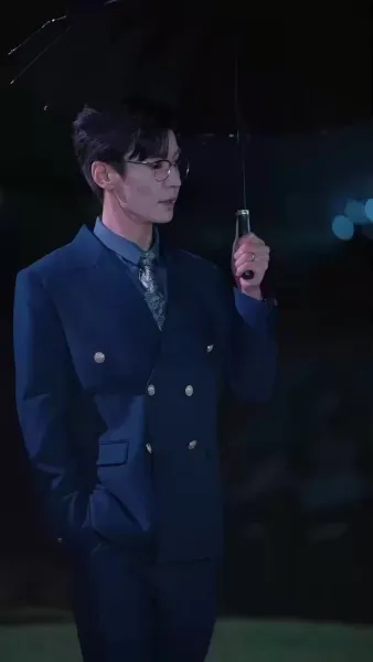 บทใหม่ที่โบกมือลา