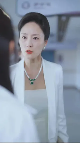  แสงดาวในเหวลึก