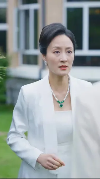  แสงดาวในเหวลึก