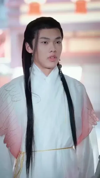 คมดาบแห่งเก้าอาณาจักร