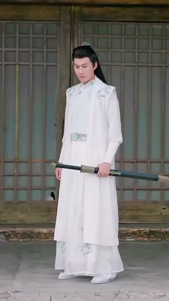 คมดาบแห่งเก้าอาณาจักร