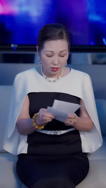 ล่องเรือข้ามชะตา