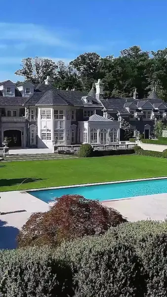 ล่องเรือข้ามชะตา