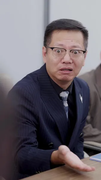 ล่องเรือข้ามชะตา