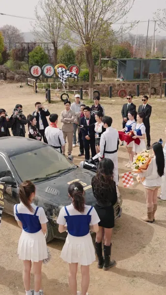 ฉันขับแท็กซี่ แล้วเก่งขึ้นนิดหน่อย มันผิดตรงไหนล่ะ